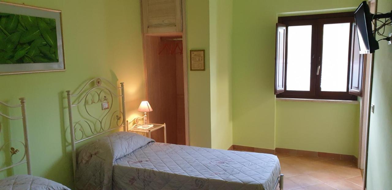 Agriturismo Il Casale Pica Posta Екстериор снимка